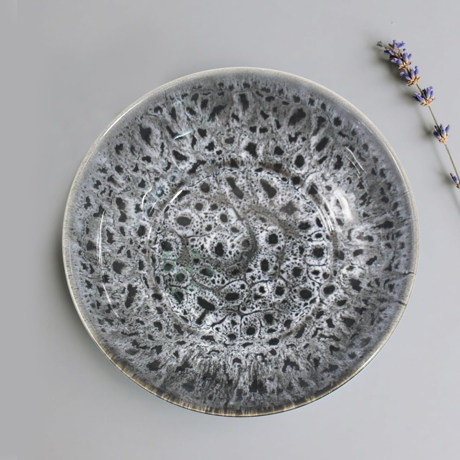 Ceramic Fruit Bowl 10.2" Decorative Bowl  Large Fruit Bowl for Kitchen Counter  Pedestal Bowl  Kitchen Counter Décor  Bread Candy Snacks Organizer(Black Gray)